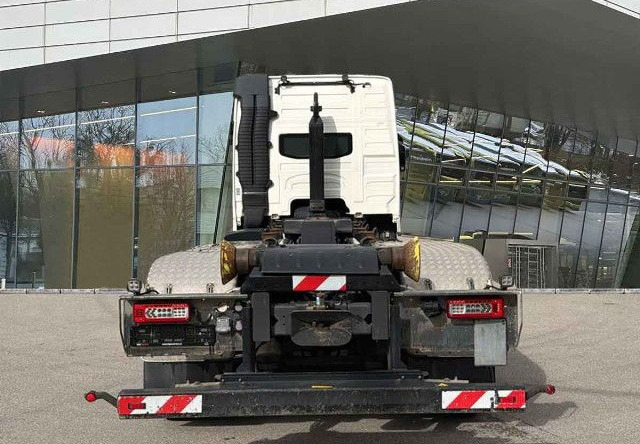 VOLVO FM 460 6X2*4 / HIAB ULT21S61 hooklift / 50 tho. km! / 2022 - Крюковой мультилифт: фото 5 VOLVO FM 460 6X2*4 / HIAB ULT21S61 hooklift / 50 tho. km! / 2022 - Крюковой мультилифт: фото 5