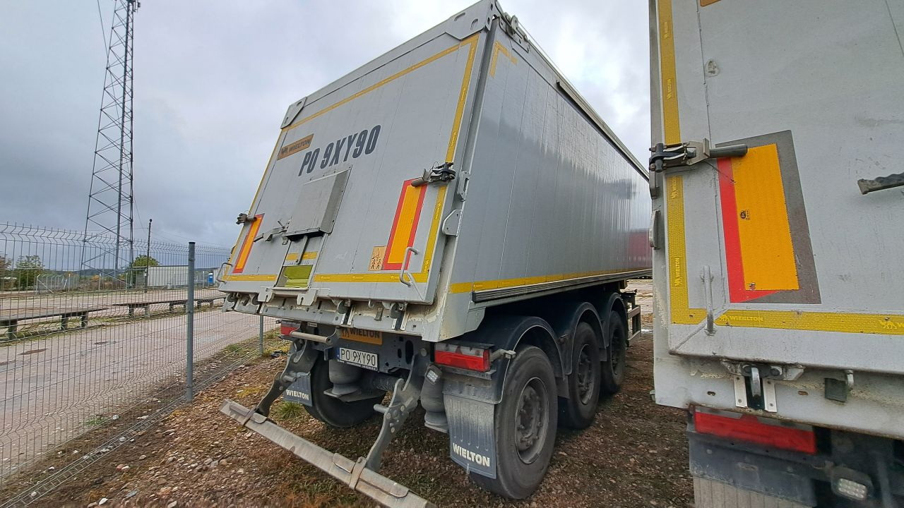 WIELTON NW-3 / weight 6.2 t / capacity 38m3 / Electrically folded roof / Teflon / 20 units, 2022 - Самосвальный полуприцеп: фото 5 WIELTON NW-3 / weight 6.2 t / capacity 38m3 / Electrically folded roof / Teflon / 20 units, 2022 - Самосвальный полуприцеп: фото 5