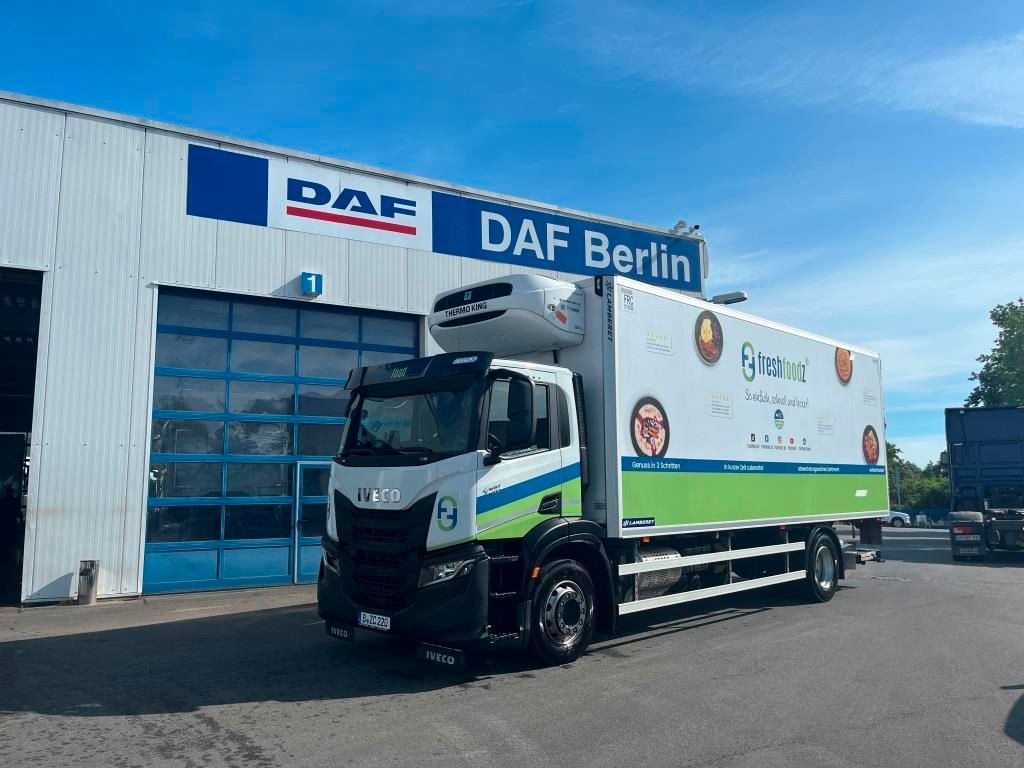 Iveco SWay 400 Lamberet Tiefkühlkoffer Thermo King LBW - Рефрижератор: фото 1 Iveco SWay 400 Lamberet Tiefkühlkoffer Thermo King LBW - Рефрижератор: фото 1