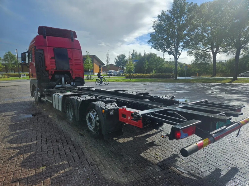 MAN TGX 24.400 6X2 BDF Euro 6 Kooiaap aansluiting - Грузовик-контейнеровоз/ Сменный кузов: фото 3 MAN TGX 24.400 6X2 BDF Euro 6 Kooiaap aansluiting - Грузовик-контейнеровоз/ Сменный кузов: фото 3
