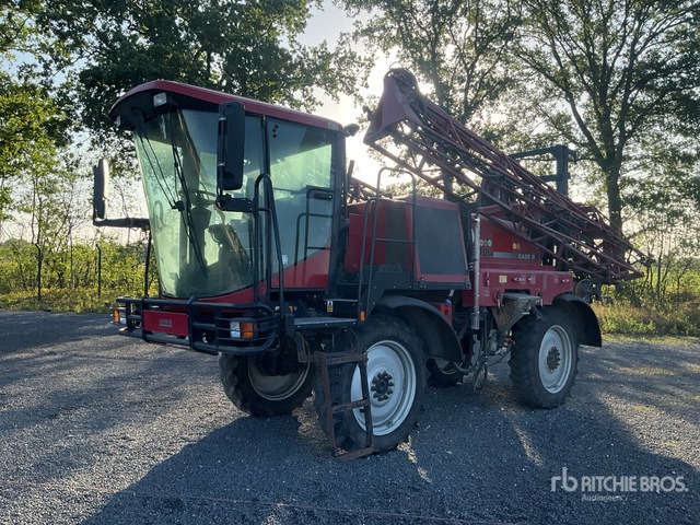 2002 Case IH GEM 3000 SP 24 m 4x4 High Clearance Self-Propelled Sprayer - Самоходный опрыскиватель: фото 1 2002 Case IH GEM 3000 SP 24 m 4x4 High Clearance Self-Propelled Sprayer - Самоходный опрыскиватель: фото 1