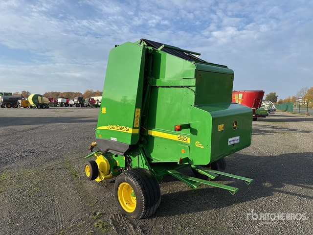 2002 John Deere 592 Round Baler - Пресс-подборщик рулонный: фото 4 2002 John Deere 592 Round Baler - Пресс-подборщик рулонный: фото 4