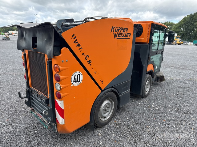 2016 Boschung S2 Urban Sweeper Truck - Подметально-уборочная машина: фото 3 2016 Boschung S2 Urban Sweeper Truck - Подметально-уборочная машина: фото 3