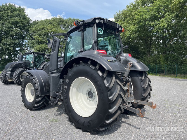 2021 Valtra T 235 Versu 4WD Tractor - Трактор: фото 4 2021 Valtra T 235 Versu 4WD Tractor - Трактор: фото 4