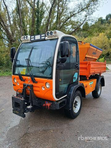 2004 Ausa M250DH X4 4x4 Snow Plow Truck - Снегоуборочная машина: фото 1 2004 Ausa M250DH X4 4x4 Snow Plow Truck - Снегоуборочная машина: фото 1