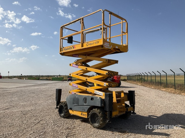 2005 Haulotte Compact12DX 4x4 Diesel Scissor Lift - Ножничный подъемник: фото 4 2005 Haulotte Compact12DX 4x4 Diesel Scissor Lift - Ножничный подъемник: фото 4