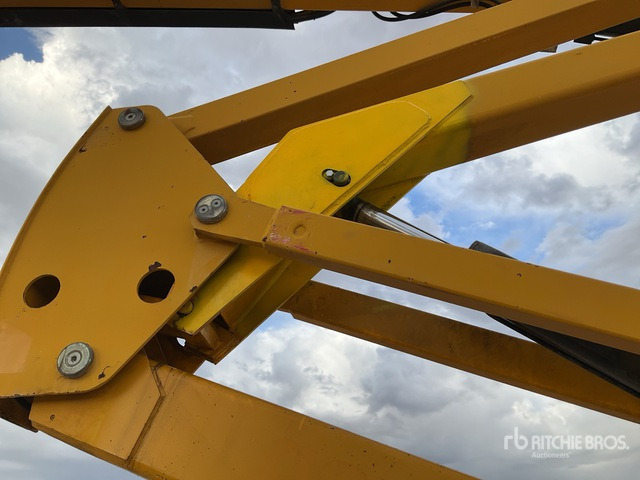 2007 Haulotte HA18PX 4WD Diesel Articulating Boom Lift - Коленчатый подъемник: фото 5 2007 Haulotte HA18PX 4WD Diesel Articulating Boom Lift - Коленчатый подъемник: фото 5