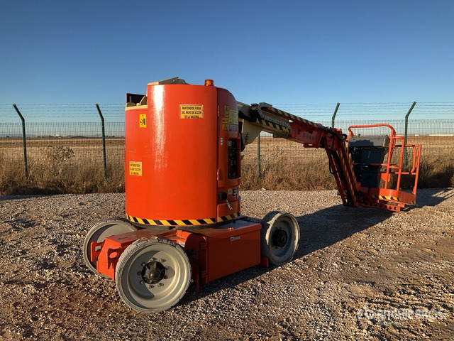 2007 JLG E300 AJP 2WD Electric Articulating Boom Lift - Коленчатый подъемник: фото 2 2007 JLG E300 AJP 2WD Electric Articulating Boom Lift - Коленчатый подъемник: фото 2