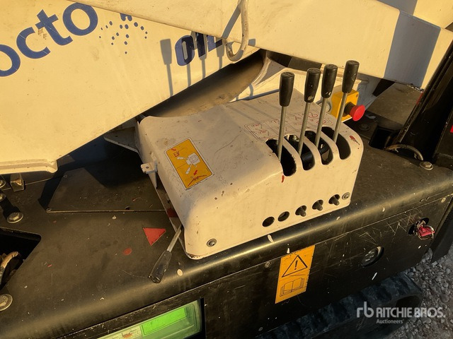 2007 Oil & Steel OCTOPUSSY 1715 Crawler Diesel Articulating Boom Lift - Коленчатый подъемник: фото 4 2007 Oil & Steel OCTOPUSSY 1715 Crawler Diesel Articulating Boom Lift - Коленчатый подъемник: фото 4