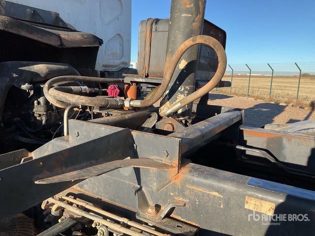 2007 Renault Kerax 410.42 8x4 Twin-Steer Tri/A Dump Truck - Самосвал: фото 4 2007 Renault Kerax 410.42 8x4 Twin-Steer Tri/A Dump Truck - Самосвал: фото 4