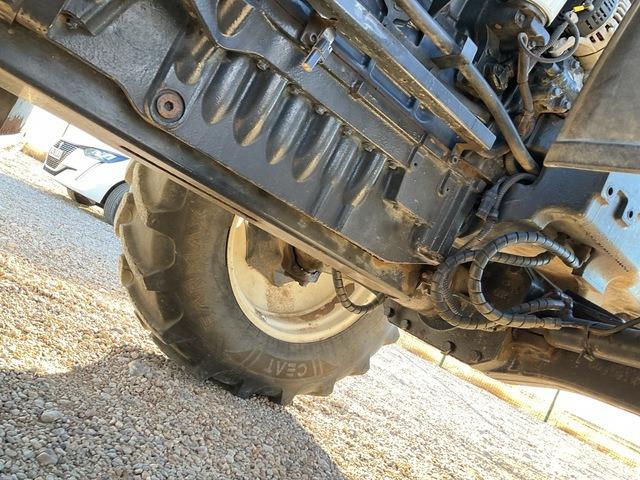 2008 New Holland T6070 4WD Tractor - Трактор: фото 5 2008 New Holland T6070 4WD Tractor - Трактор: фото 5