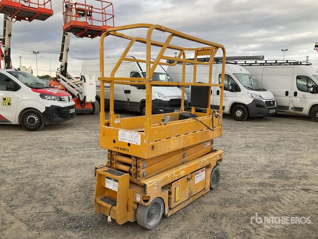 2015 Haulotte Optimum 8 Electric Scissor Lift - Ножничный подъемник: фото 3 2015 Haulotte Optimum 8 Electric Scissor Lift - Ножничный подъемник: фото 3
