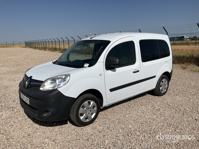 2020 Renault Kangoo Combi 5 Passenger Van - Микроавтобус, Пассажирский фургон: фото 1 2020 Renault Kangoo Combi 5 Passenger Van - Микроавтобус, Пассажирский фургон: фото 1