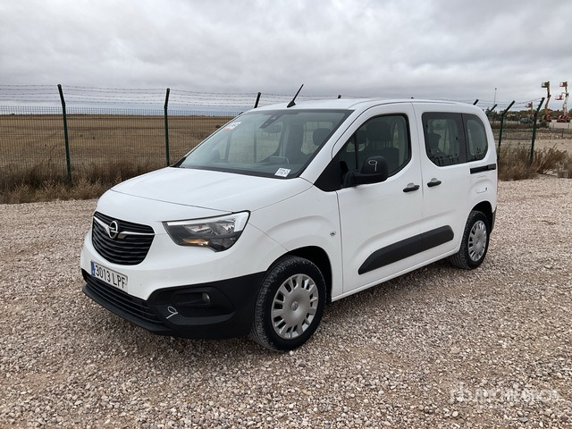2021 Opel Combo Life Passenger Van - Микроавтобус, Пассажирский фургон: фото 1 2021 Opel Combo Life Passenger Van - Микроавтобус, Пассажирский фургон: фото 1