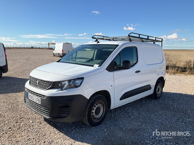 2019 Peugeot Partner Cargo Van - Фургон: фото 1 2019 Peugeot Partner Cargo Van - Фургон: фото 1