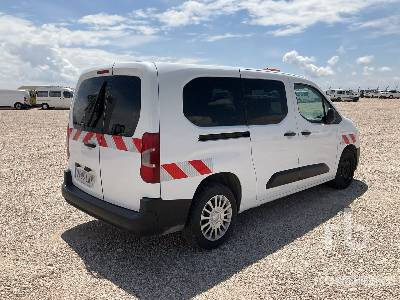 TOYOTA PROACE - Цельнометаллический фургон: фото 3 TOYOTA PROACE - Цельнометаллический фургон: фото 3