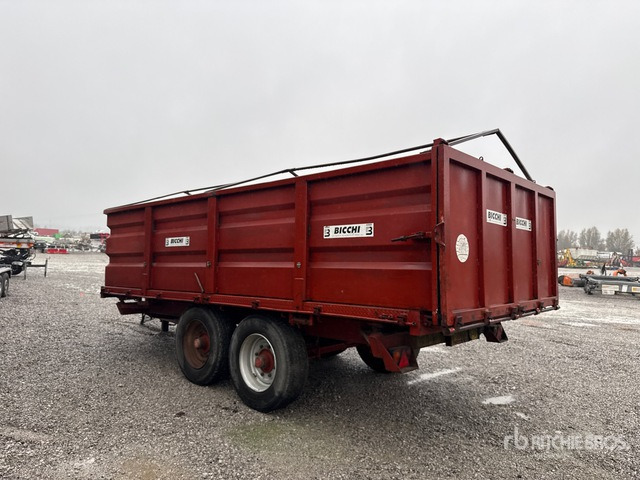 1995 ANGELICI DU120 Agricultural Trailer :Misc. Agricultural Trailer - Сельскохозяйственный прицеп: фото 2 1995 ANGELICI DU120 Agricultural Trailer :Misc. Agricultural Trailer - Сельскохозяйственный прицеп: фото 2