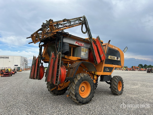 2002 pellenc 3300E Self-Propelled :Misc. Fruit Harvesting Equipment - Уборочная машина для винограда: фото 4 2002 pellenc 3300E Self-Propelled :Misc. Fruit Harvesting Equipment - Уборочная машина для винограда: фото 4