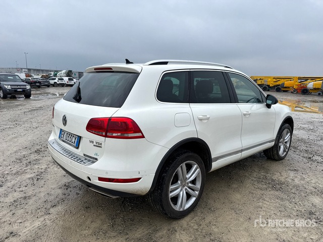 2011 Volkswagen Touareg SUV - Внедорожник: фото 3 2011 Volkswagen Touareg SUV - Внедорожник: фото 3