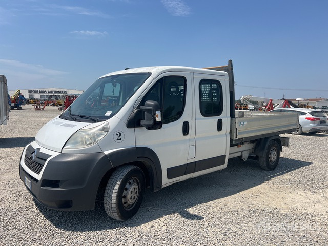 2012 Peugeot Boxer Crew Cab Flatbed Truck - Грузовик бортовой/ Платформа: фото 2 2012 Peugeot Boxer Crew Cab Flatbed Truck - Грузовик бортовой/ Платформа: фото 2