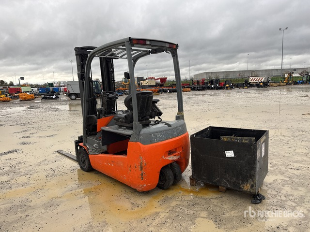 2012 Toyota 8FBET16 (Inoperable) Forklift - Вилочный погрузчик: фото 3 2012 Toyota 8FBET16 (Inoperable) Forklift - Вилочный погрузчик: фото 3