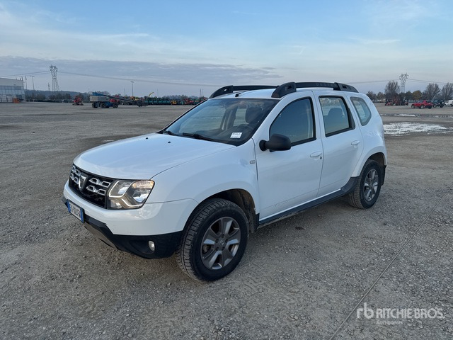 2014 DACIA DUSTER 4WD SUV - Внедорожник: фото 2 2014 DACIA DUSTER 4WD SUV - Внедорожник: фото 2