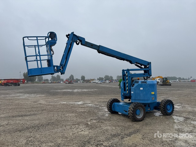 2014 Genie Z-34/22 Diesel Articulating Boom Lift - Коленчатый подъемник: фото 2 2014 Genie Z-34/22 Diesel Articulating Boom Lift - Коленчатый подъемник: фото 2