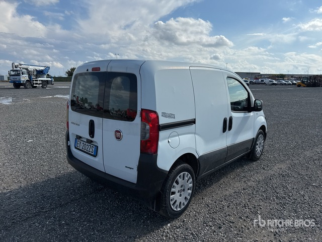 2015 Fiat Fiorino Van Truck - Цельнометаллический фургон: фото 4 2015 Fiat Fiorino Van Truck - Цельнометаллический фургон: фото 4