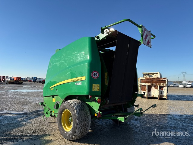 2015 John Deere 990 Round Baler - Пресс-подборщик рулонный: фото 2 2015 John Deere 990 Round Baler - Пресс-подборщик рулонный: фото 2