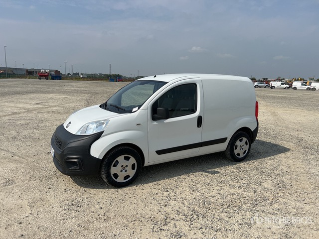 2016 Fiat Fiorino 1.3 MJT SX 16v Van Truck - Легковой фургон: фото 3 2016 Fiat Fiorino 1.3 MJT SX 16v Van Truck - Легковой фургон: фото 3