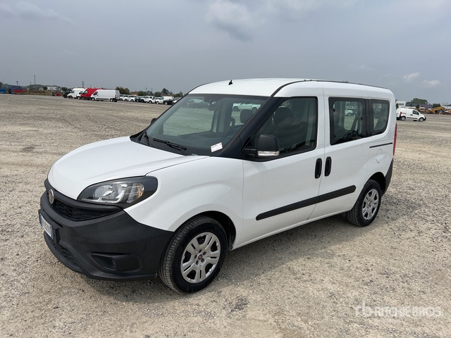 2018 Fiat Doblo CARGO COMBI 1.3 MJT 16V SX N1 Van Truck - Легковой фургон: фото 3 2018 Fiat Doblo CARGO COMBI 1.3 MJT 16V SX N1 Van Truck - Легковой фургон: фото 3