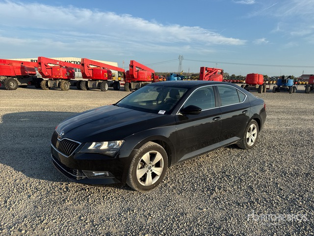 2018 Skoda Superb Autovettura - Легковой автомобиль: фото 2 2018 Skoda Superb Autovettura - Легковой автомобиль: фото 2