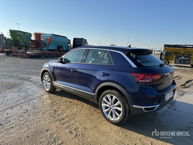 2018 Volkswagen T-Roc 2.0 TDI 4X4 110KW/150CV SUV - Внедорожник: фото 2 2018 Volkswagen T-Roc 2.0 TDI 4X4 110KW/150CV SUV - Внедорожник: фото 2