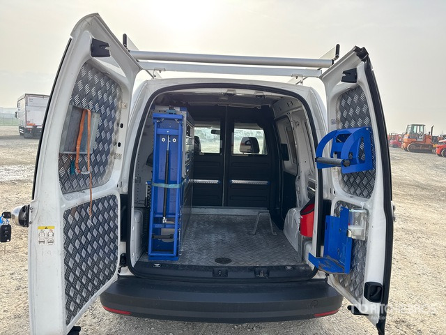 2019 Volkswagen Caddy 2.0 TDCI 122 CV E6 4 MOTION Van Truck - Грузовик с закрытым кузовом: фото 5 2019 Volkswagen Caddy 2.0 TDCI 122 CV E6 4 MOTION Van Truck - Грузовик с закрытым кузовом: фото 5