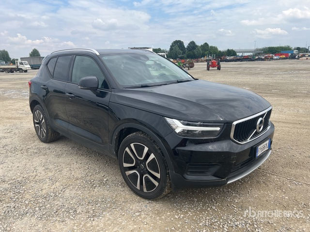2019 Volvo XC40 D3 AWD GEARTRONIC BUSINESS PLUS SUV - Внедорожник: фото 2 2019 Volvo XC40 D3 AWD GEARTRONIC BUSINESS PLUS SUV - Внедорожник: фото 2