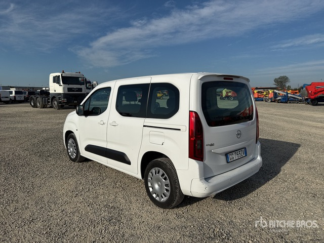2021 Opel Combo LIFE 1.5 D 100CV EDITION PLUS L ... Van Truck - Легковой фургон: фото 4 2021 Opel Combo LIFE 1.5 D 100CV EDITION PLUS L ... Van Truck - Легковой фургон: фото 4