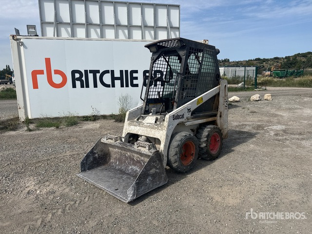 2005 Bobcat 463 Chargeuse Compacte Skid Steer Loader - Мини-погрузчик с бортовым поворотом: фото 2 2005 Bobcat 463 Chargeuse Compacte Skid Steer Loader - Мини-погрузчик с бортовым поворотом: фото 2