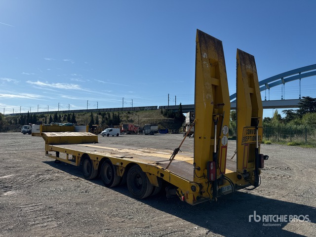 2008 Faymonville Multimax Tri/A Semi-Remorque Porte-Engin ... Lowboy Trailer - Низкорамный полуприцеп: фото 4 2008 Faymonville Multimax Tri/A Semi-Remorque Porte-Engin ... Lowboy Trailer - Низкорамный полуприцеп: фото 4