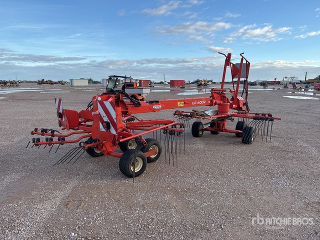 2011 Kuhn GA 6002 6 m Semi-Mount 2 Rotor Andaineur Hay Rake - Сеноворошилка: фото 3 2011 Kuhn GA 6002 6 m Semi-Mount 2 Rotor Andaineur Hay Rake - Сеноворошилка: фото 3