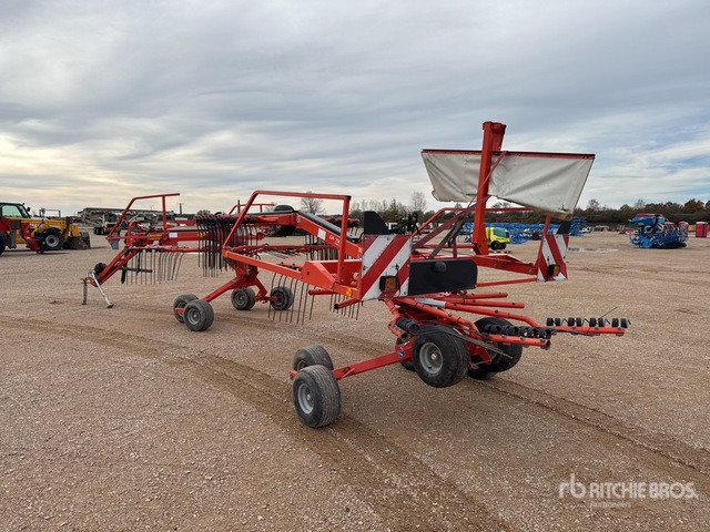 2012 Kuhn GA 7932 7.9 m Semi-Mount 2 Rotor Andaineur Hay Rake - Сеноворошилка: фото 2 2012 Kuhn GA 7932 7.9 m Semi-Mount 2 Rotor Andaineur Hay Rake - Сеноворошилка: фото 2