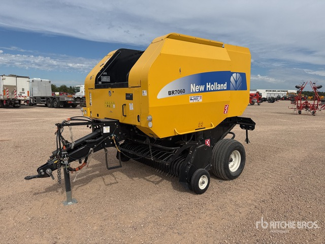 2013 New Holland BR7060 Presse A Balles Rondes Round Baler - Пресс-подборщик рулонный: фото 2 2013 New Holland BR7060 Presse A Balles Rondes Round Baler - Пресс-подборщик рулонный: фото 2