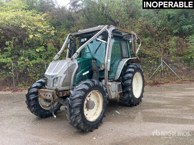 2013 Valtra N143 4x4 Tracteur Forestier (Inoperable) 4WD Tractor - Трактор: фото 1 2013 Valtra N143 4x4 Tracteur Forestier (Inoperable) 4WD Tractor - Трактор: фото 1