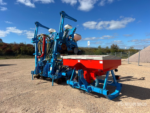 2014 Monosem NG+4 Semoir Monograine 8 Rangs 8 Row Planter - Сеялка точного высева: фото 3 2014 Monosem NG+4 Semoir Monograine 8 Rangs 8 Row Planter - Сеялка точного высева: фото 3