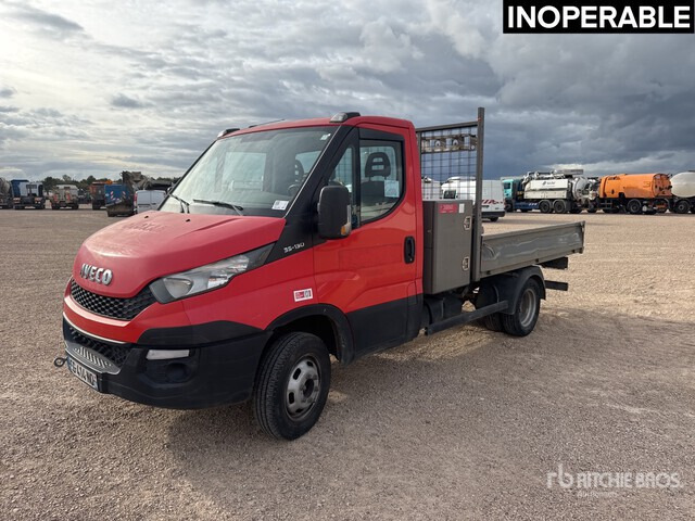 2016 Iveco 35-130 4x2 Camion Benne (Inoperable) Dump Truck: Light Duty - Малотоннажный самосвал: фото 2 2016 Iveco 35-130 4x2 Camion Benne (Inoperable) Dump Truck: Light Duty - Малотоннажный самосвал: фото 2