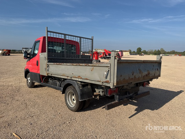 2016 Iveco 35-130 Camion Benne (Inoperable) Dump Truck: Light Duty - Малотоннажный самосвал: фото 4 2016 Iveco 35-130 Camion Benne (Inoperable) Dump Truck: Light Duty - Малотоннажный самосвал: фото 4