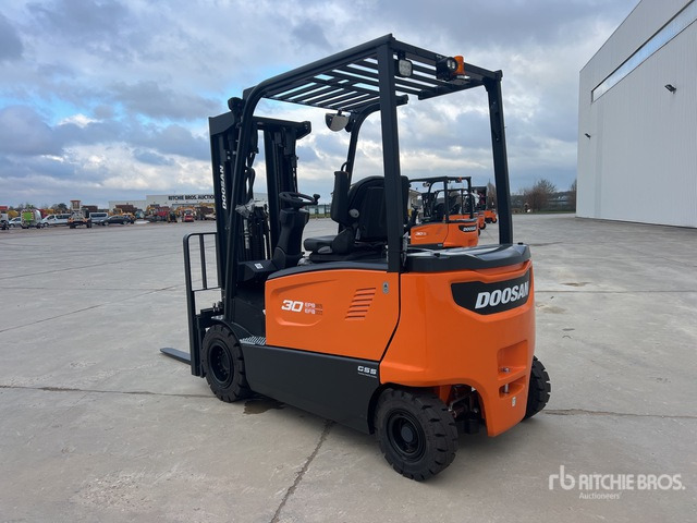 2023 Doosan B30X-7 PLUS 3000 kg (Unused) Electric Forklift - Электропогрузчик: фото 3 2023 Doosan B30X-7 PLUS 3000 kg (Unused) Electric Forklift - Электропогрузчик: фото 3