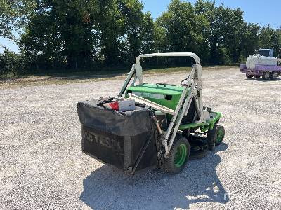 ETESIA HYDRO124D 4x2 Tondeuse Auto-portee (Inope ... - Газонокосилка: фото 3 ETESIA HYDRO124D 4x2 Tondeuse Auto-portee (Inope ... - Газонокосилка: фото 3
