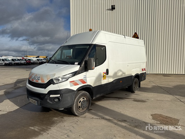 2016 Iveco 50-150 Vehicule Utilitaire Cargo Van - Фургон: фото 1 2016 Iveco 50-150 Vehicule Utilitaire Cargo Van - Фургон: фото 1