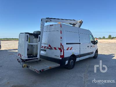 RENAULT MASTER 2019 Versalift ET32-125 10 m on ... - Грузовик с подъемником: фото 3 RENAULT MASTER 2019 Versalift ET32-125 10 m on ... - Грузовик с подъемником: фото 3