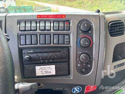 Грузовик-цистерна RENAULT PREMIUM 300 DXI 13000 L 4x2 Camion Citerne: фото 17